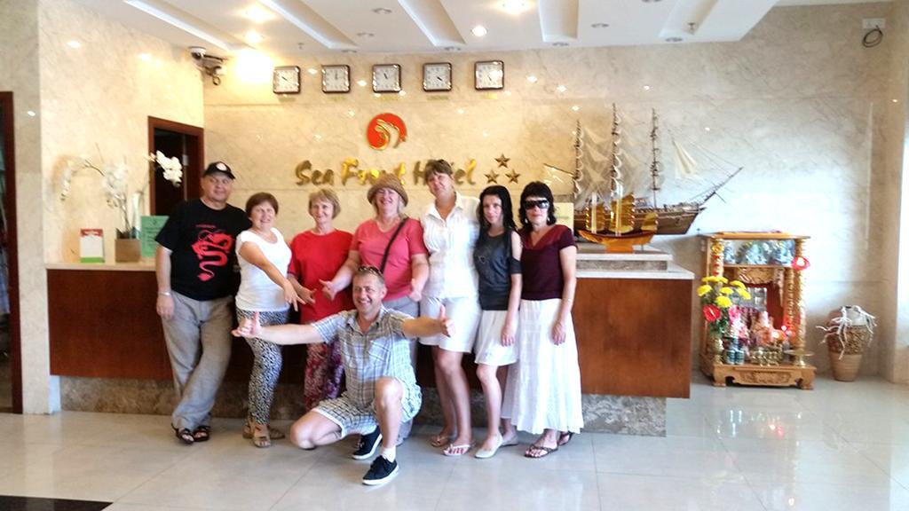 Sea Front Hotel Da Nang Bagian luar foto