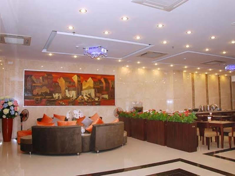 Sea Front Hotel Da Nang Bagian luar foto